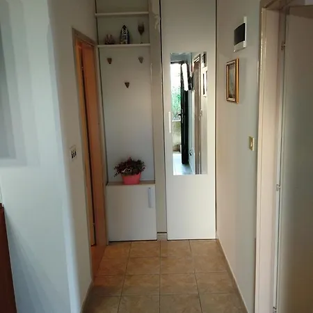 Brna 15730b * Smokvica (Korcula)